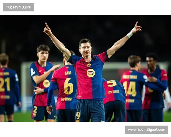 国际足联年度最佳阵容揭晓 登贝莱姆巴佩亚马尔强势领衔锋线